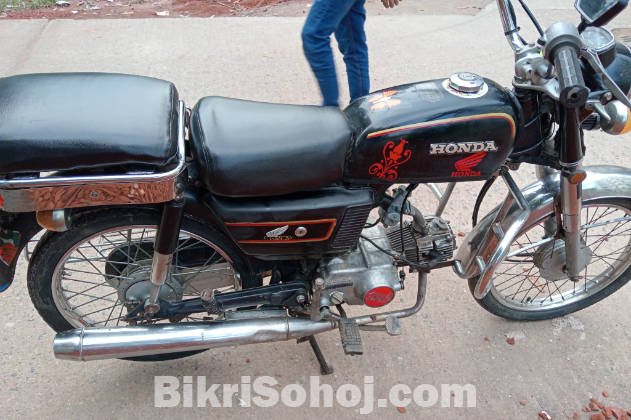 Honda cd70